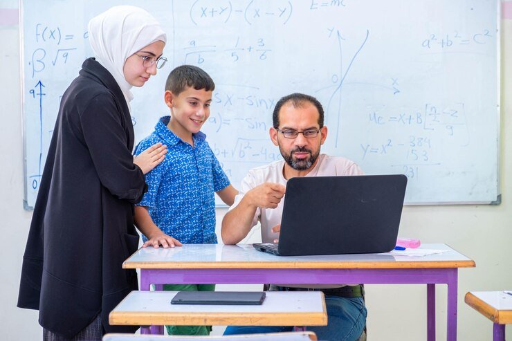 معلمه دروس خصوصيه بالرياض